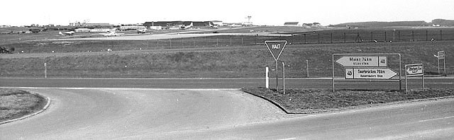 A 1968 view of the flightline courtesy of Joe Gavin